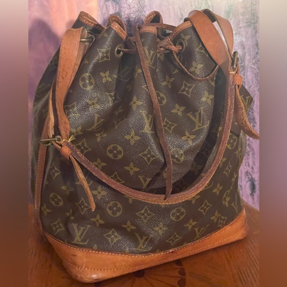 Louis Vuitton Monogram Noe bucket Shoulder. - Picture 6 of 15